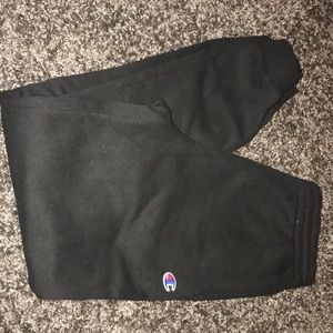Boys Champion joggers. Black, Size youth large